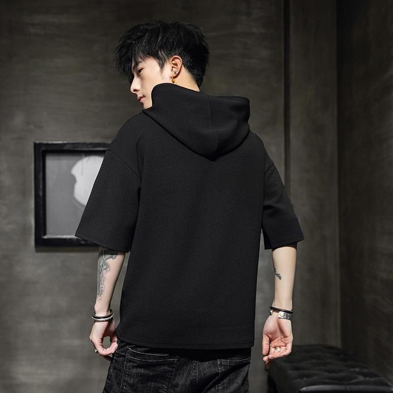 Cotton Blend Printed Half Sleeves Mens Hooded Neck T-Shirt